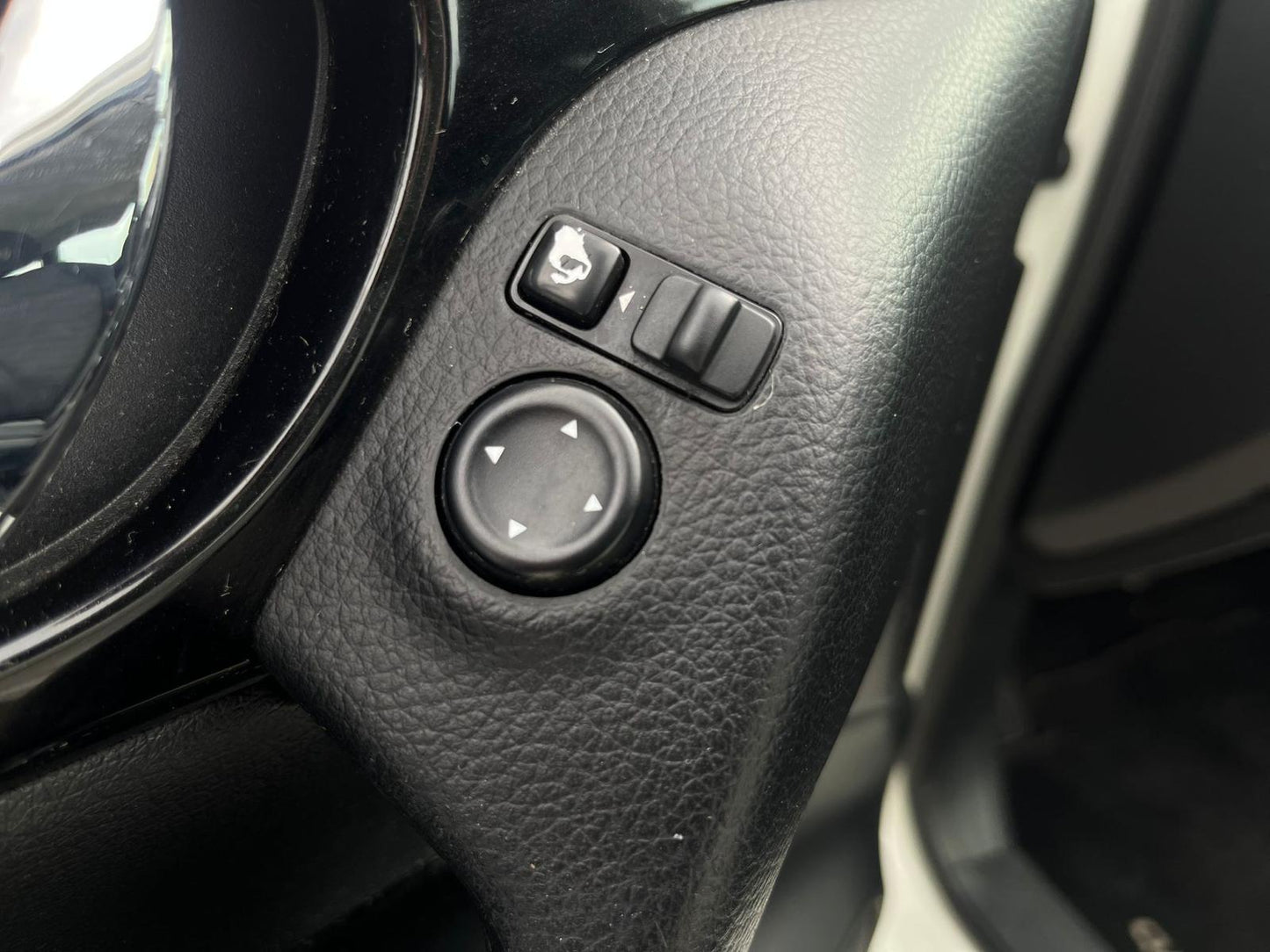 Nissan Qashqai 1.5 dCi N-Vision 110 CV
