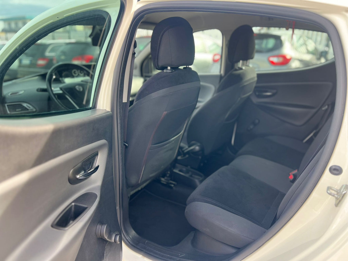 Lancia Ypsilon 1.2 dCi 8V 69 CV Silver S&S